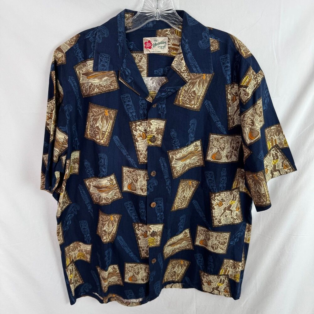 Hilo Hattie Men's Shirt Size Large Blue Hawaiian Print Button Up Short Sleeves